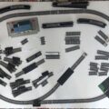 Grand circuit ferroviaire HO vintage Jouef et Gégé mécanique a ressort