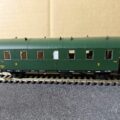 Voiture voyageurs SNCF "boite à tonnerre" B 6 tmfp n° 17814. Epoque III. Marque BRAWA , référence 46718.