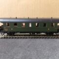 Voitures voyageurs SNCF, ex DRG, "boite à tonnerre" n° B 6 tmfp 17812. Marque ROCO, issues du coffret 6200055.