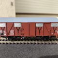 Wagon couvert type Gmms 44 de la DB n° 270019. Epoque III. Marque BRAWA , référence 50 102