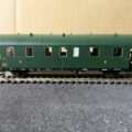 Voiture voyageurs SNCF "boite à tonnerre" B 51/2 tmfp n° 17739. Epoque III. Marque BRAWA , référence 46716.