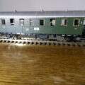 voiture "boite à tonnerre" de la DB. Epoque III. Marque ROCO, Version SNCF possible en remorque d'autorail.
