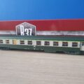 Voiture USI longue 2éme classe bogies Y16 R37 réf. 42509