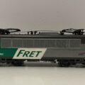 ROCO 62467 HO - Locomotive type BB 25000 ép V SNCF (425180)Fret logo casquette