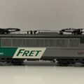 ROCO 62467 - Locomotive type BB 25000 ép V SNCF (425180)Fret logo casquette