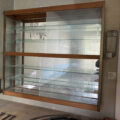 Vitrine pour modéliste haute qualité miroiterie