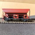 Wagon trémie à 2 essieux de la DB, type Otmm 61, n° 640 918, marque PIKO.